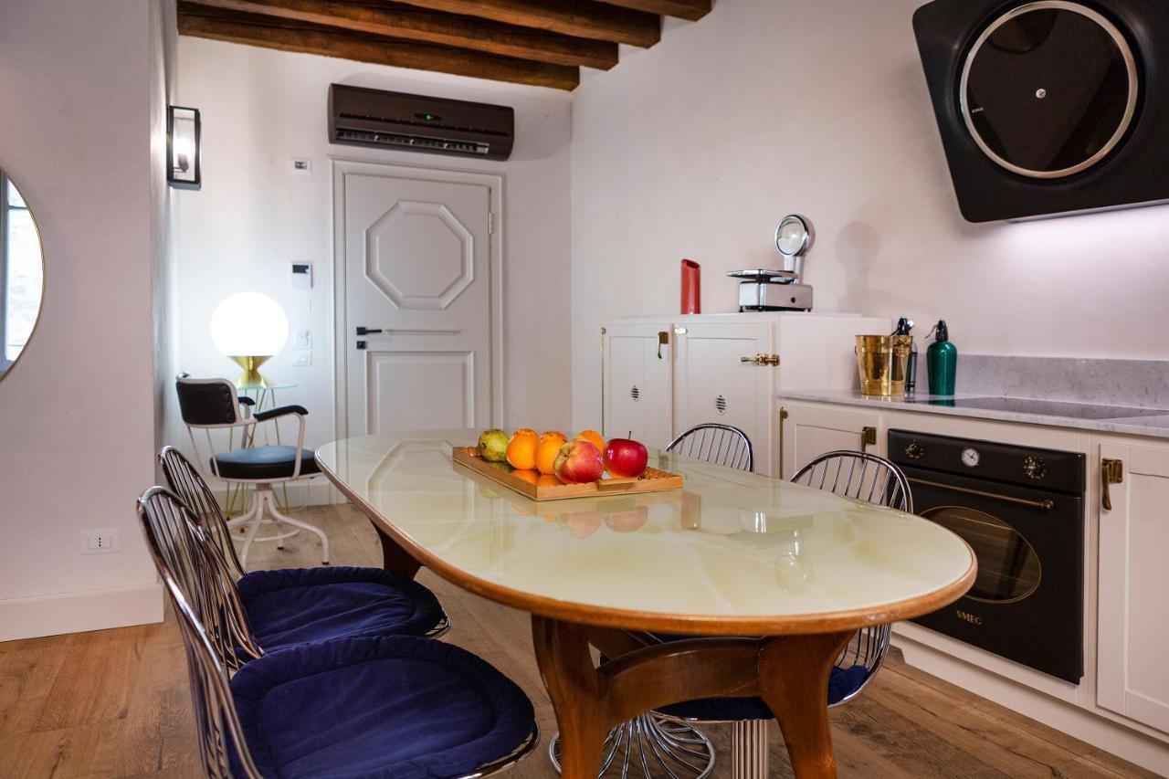 Apartamento Residenza Palazzo Brenzoni Verona Exterior foto